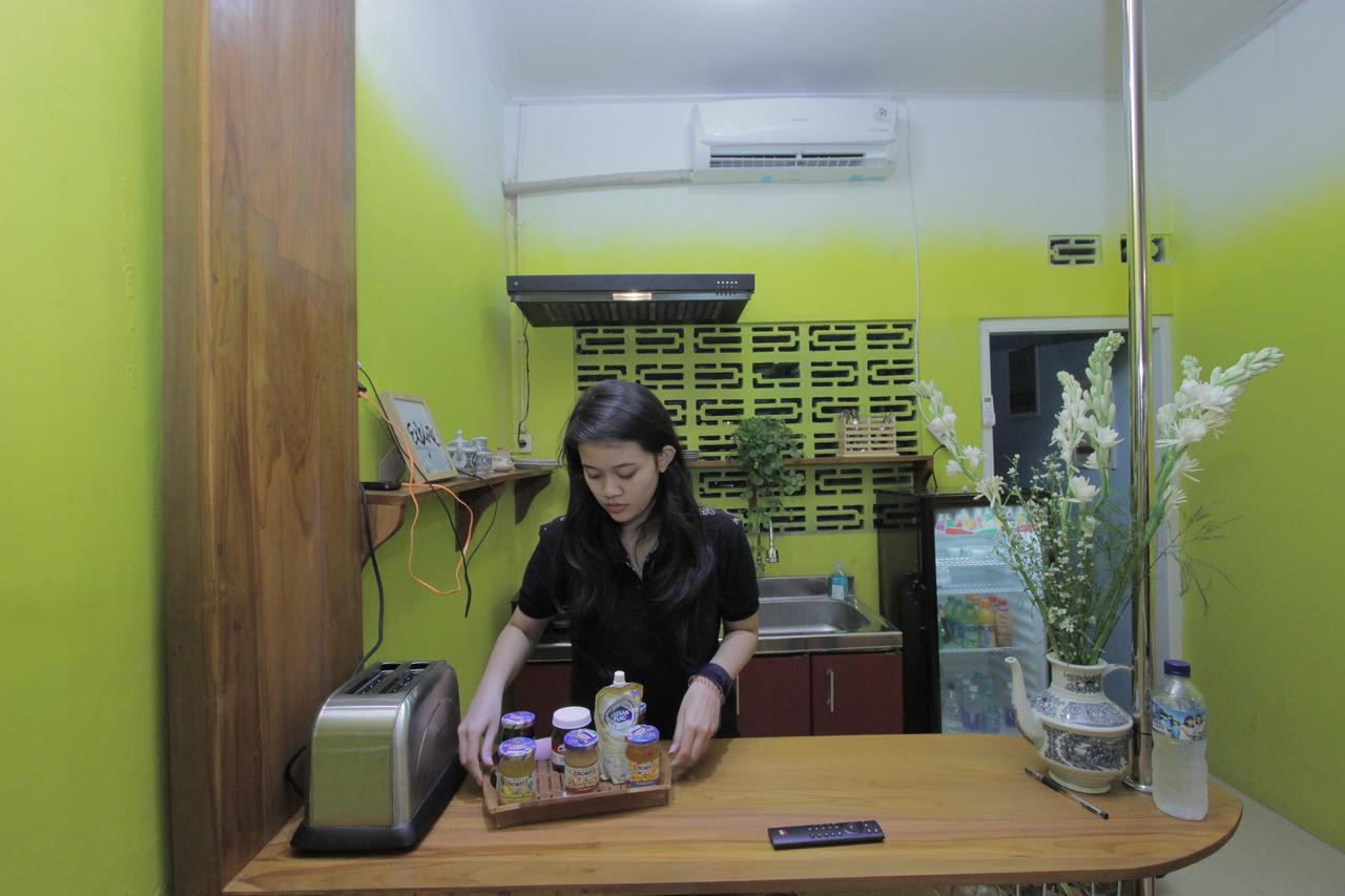 See You Soon Backpacker Hostel Yogyakarta Ngoại thất bức ảnh